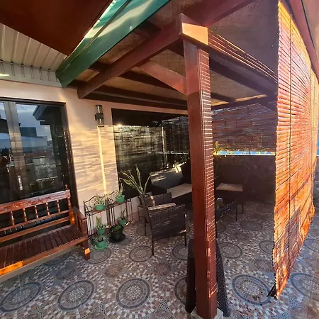 Luxury Penthouse With View&Starlink Apartment Dapa Exterior photo