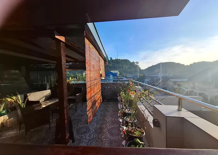 Luxury Penthouse With View&Starlink