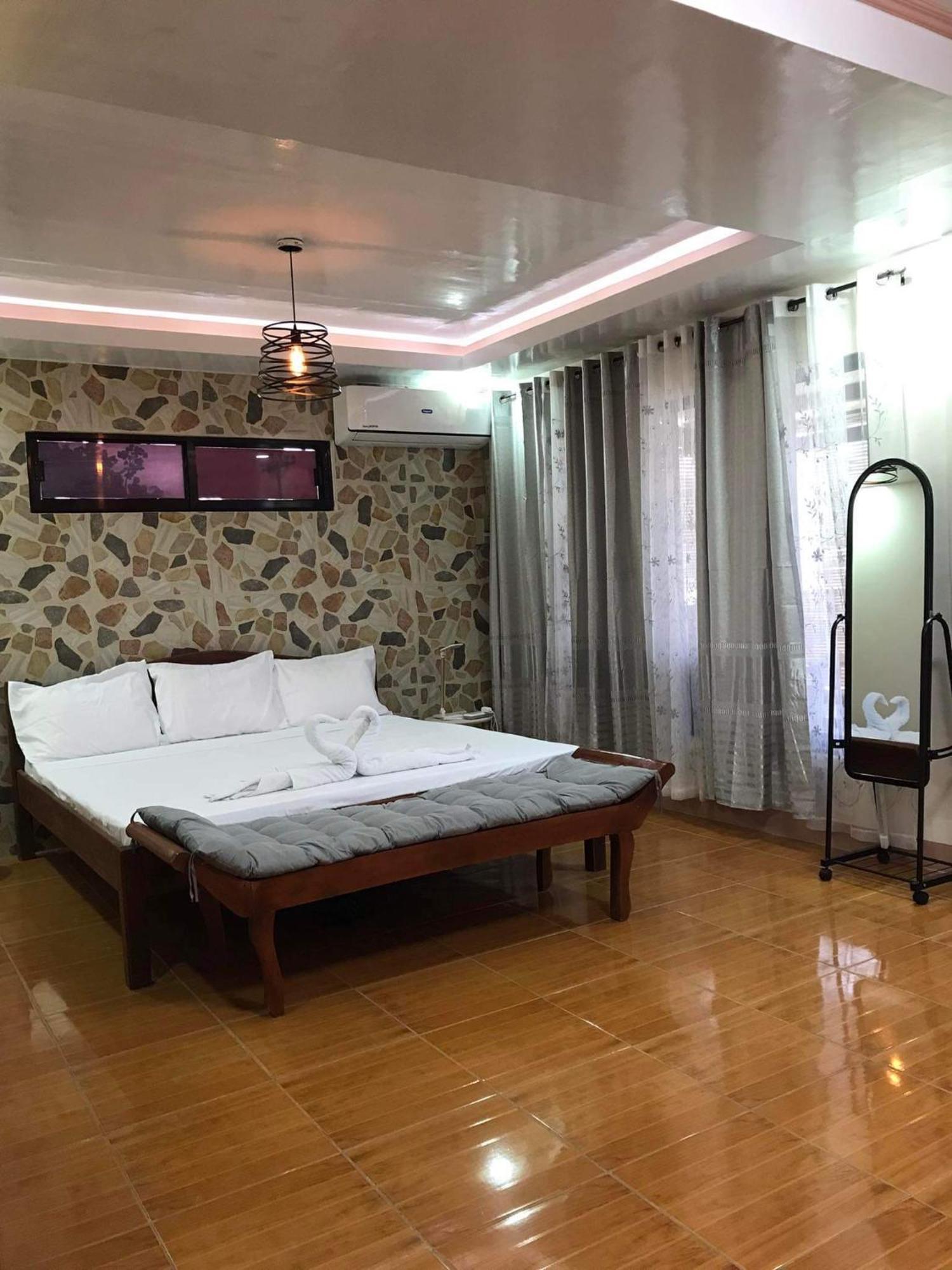 Luxury Penthouse With View&starlink *